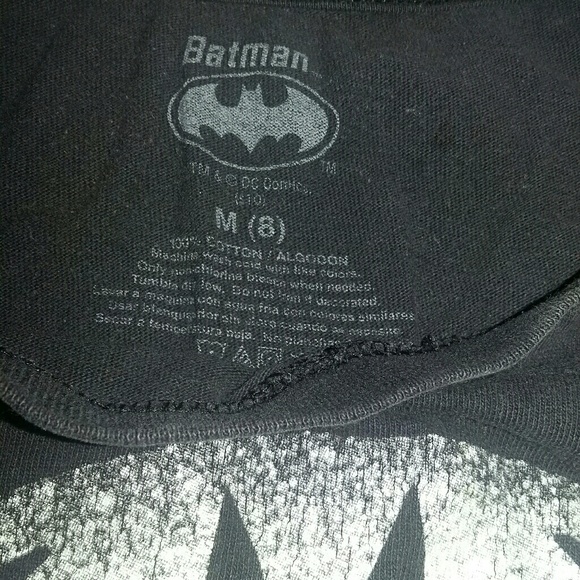 DC Comics Batman Tee Shirt - Picture 2 of 4
